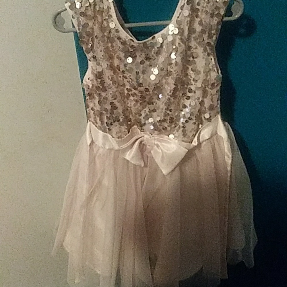 Girl's Dress
